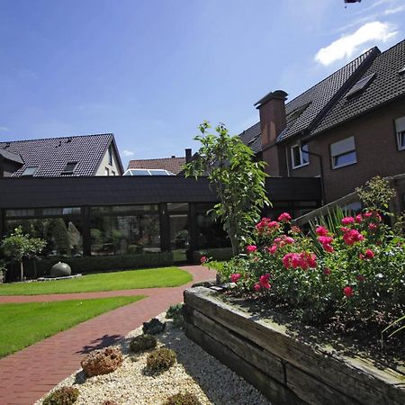 Hotel Lindenkrug Gutersloh Ngoại thất bức ảnh