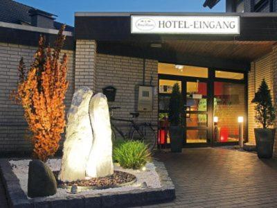 Hotel Lindenkrug Gutersloh Ngoại thất bức ảnh